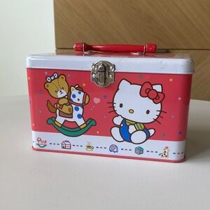 VINTAGE 1988 SANRIO HELLO KITTY TIN METAL MINI-LUNCH BOX CARRYING CASE